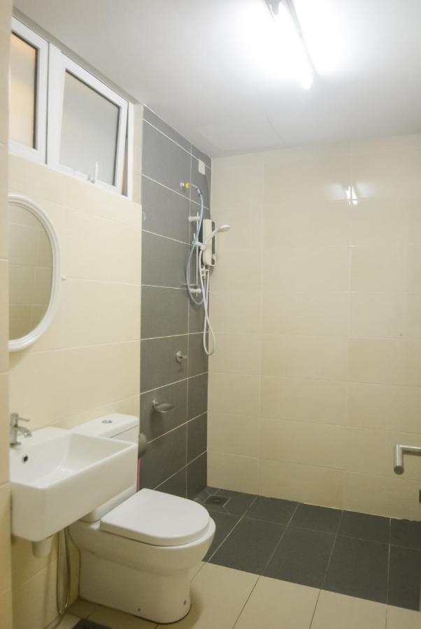 Azfa Duplex Suite At De Centrum Putrajaya Bangi Free Wifi Kajang Buitenkant foto