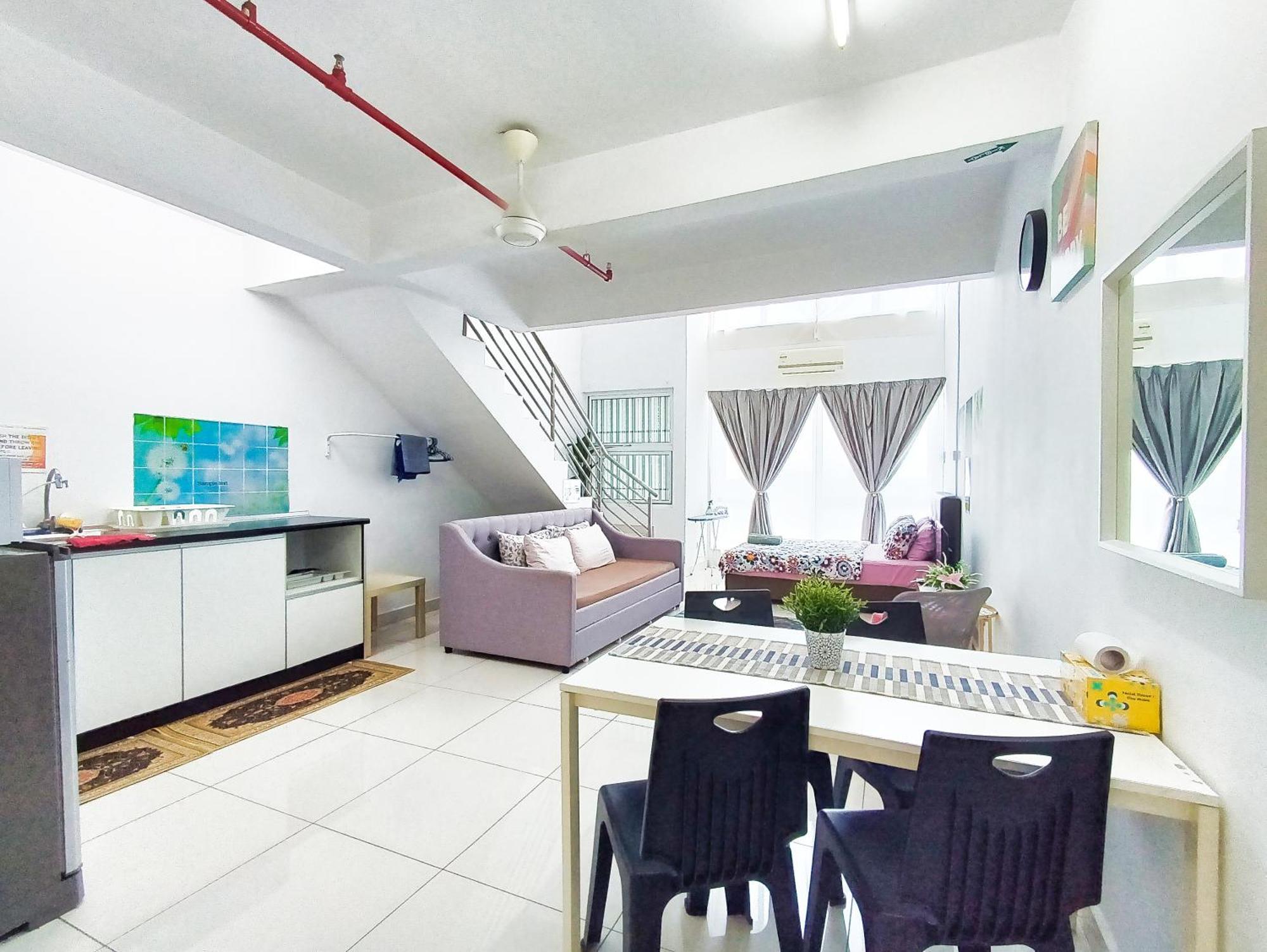Azfa Duplex Suite At De Centrum Putrajaya Bangi Free Wifi Kajang Buitenkant foto