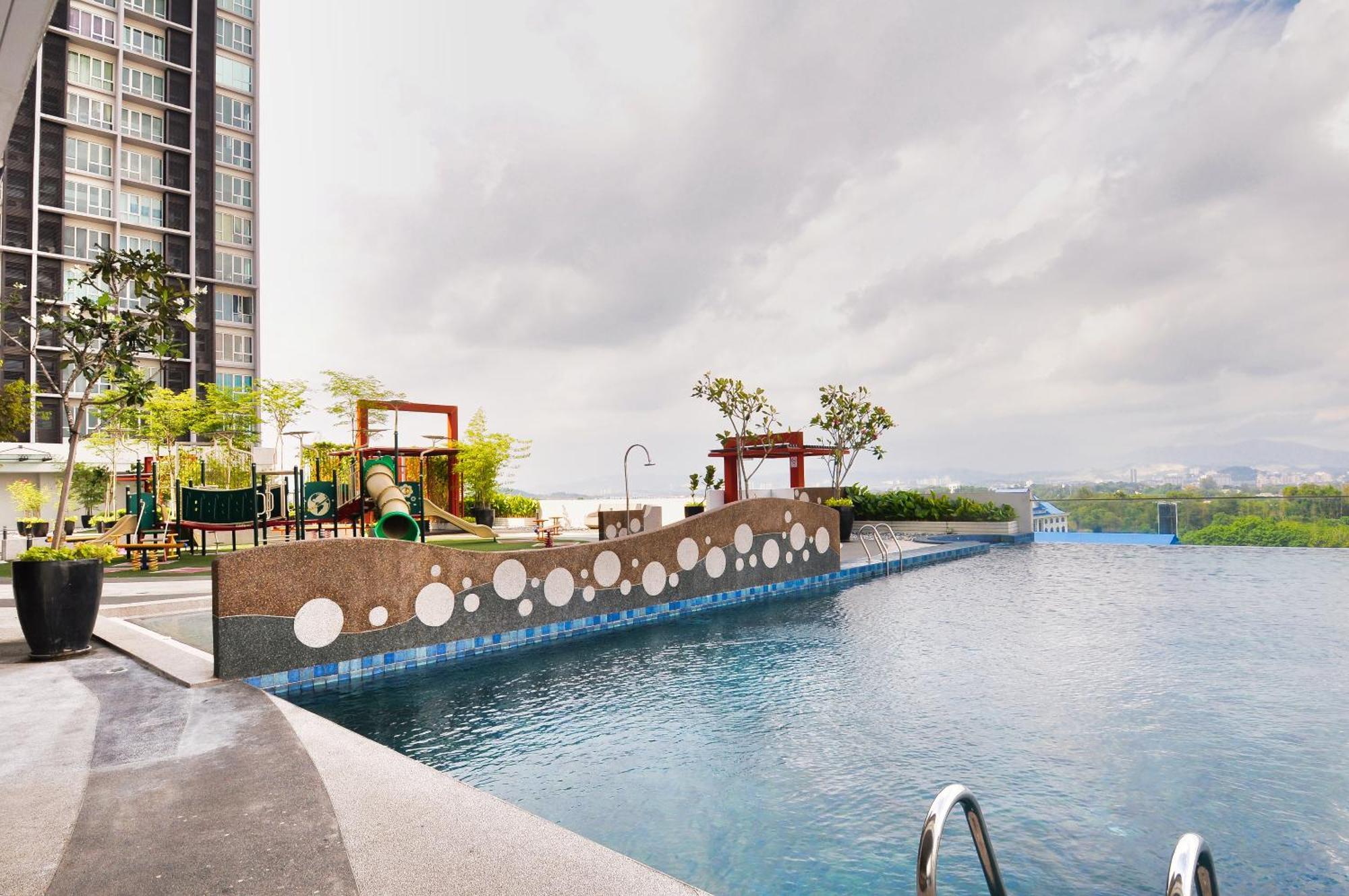 Azfa Duplex Suite At De Centrum Putrajaya Bangi Free Wifi Kajang Buitenkant foto