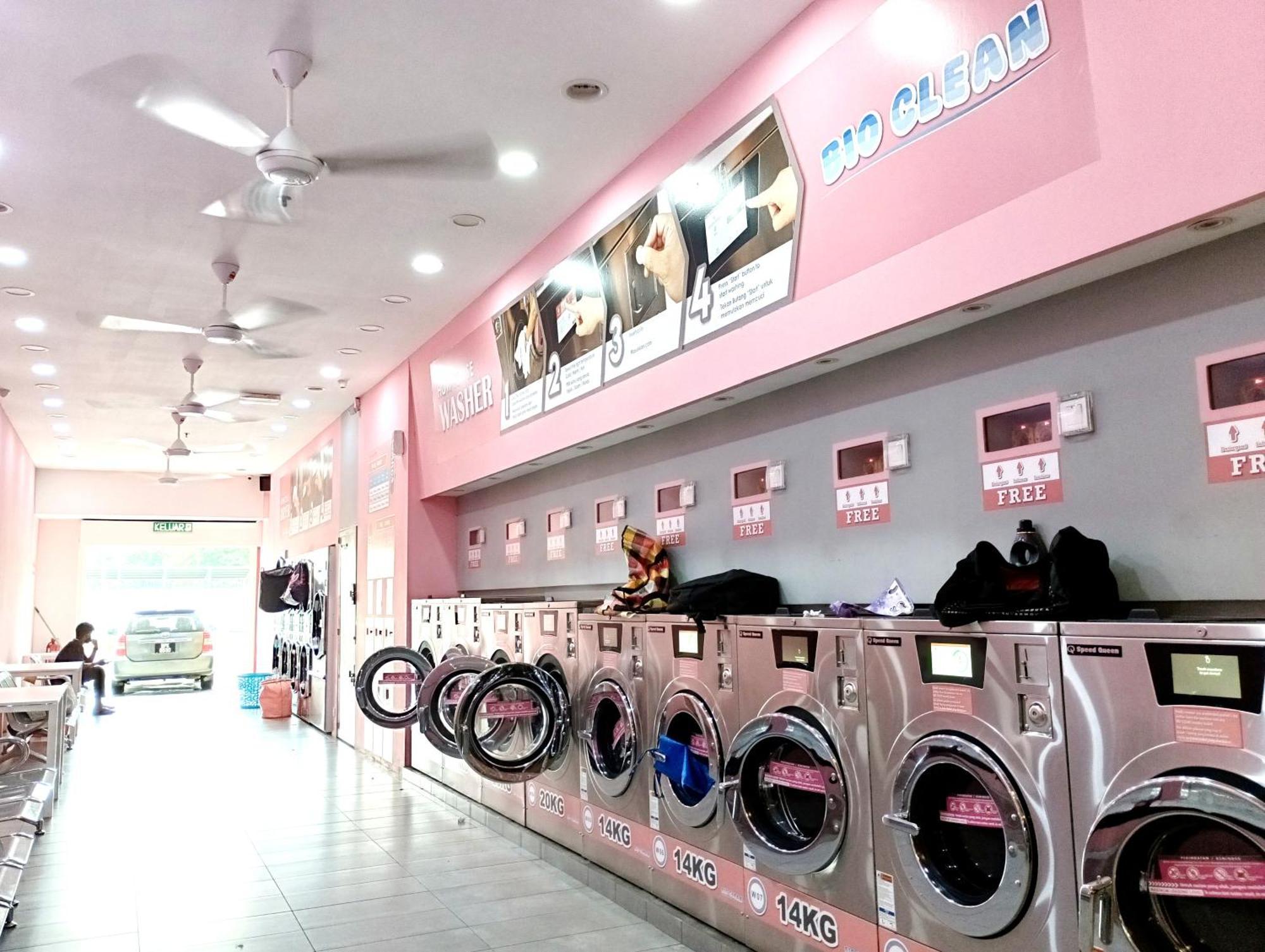 Azfa Duplex Suite At De Centrum Putrajaya Bangi Free Wifi Kajang Buitenkant foto
